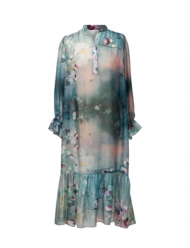 Nature Whispering silk...